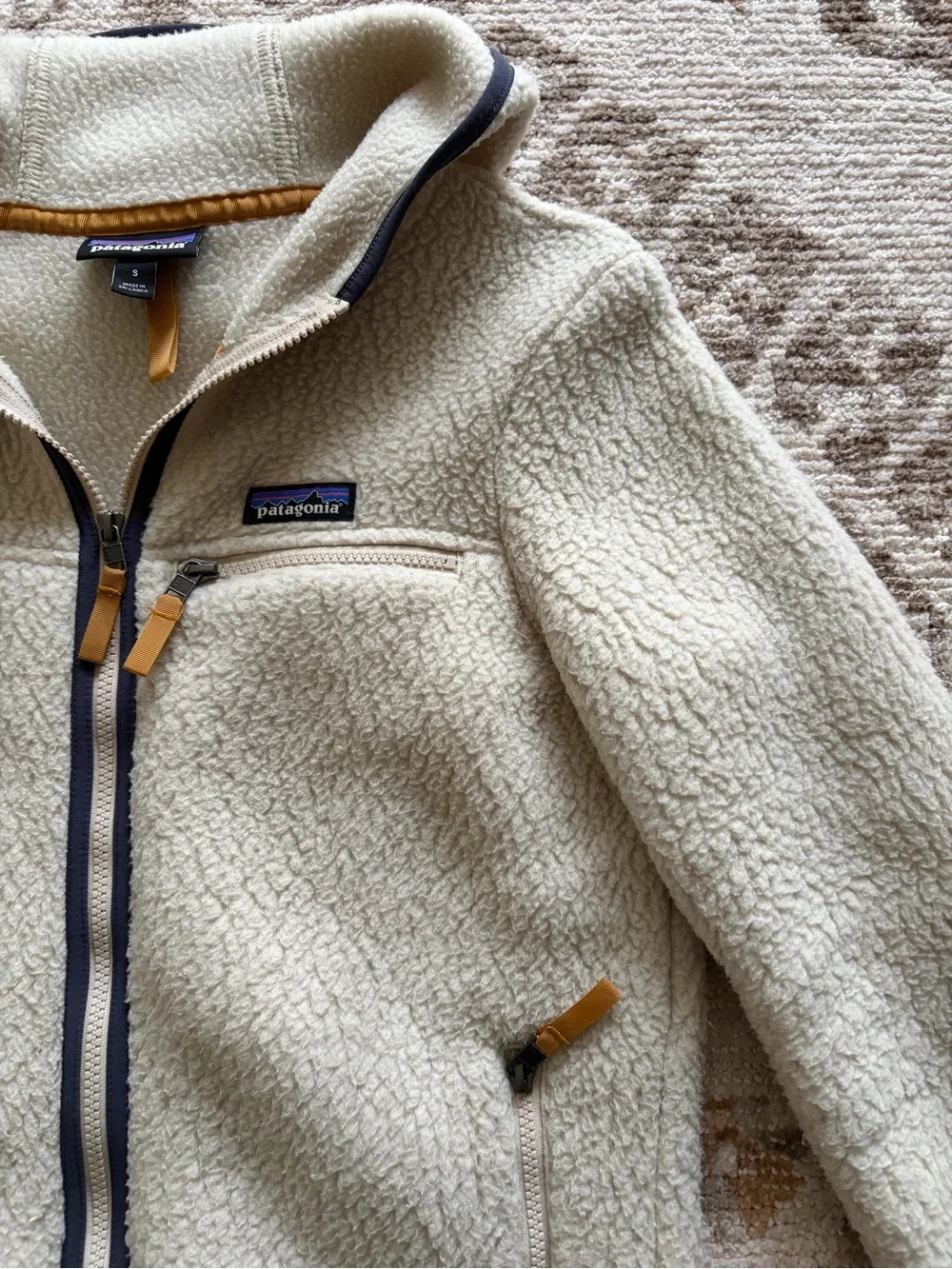 Patagonia Women’s Retro Pile Fleece Jacket